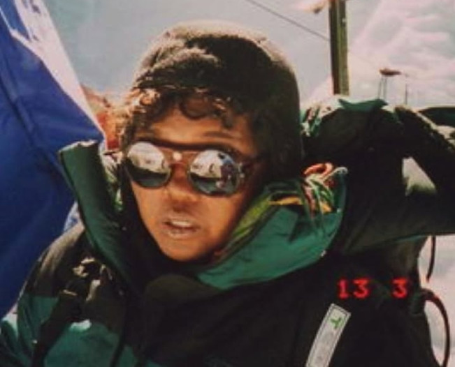 Clara Sumarwati orang Indonesia dan juga Asia Tenggara pertama yang berhasil mendaki Gunung Everest. [Instagram]